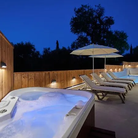 Galadriel With Private Pool & Jacuzzi * Kato Yerakarion